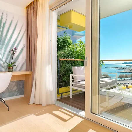 Amphora's Garden Otel