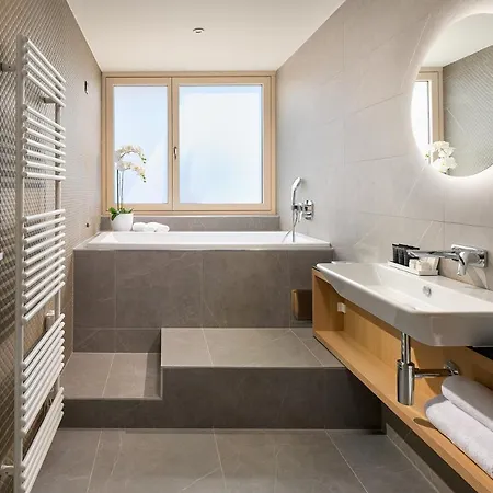 ホテル Amphora's Garden 5*