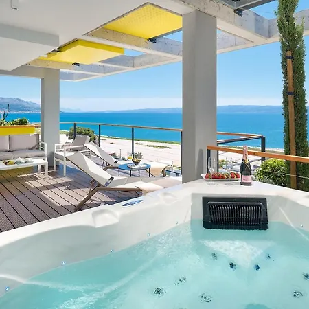 ホテル Amphora's Garden スプリト