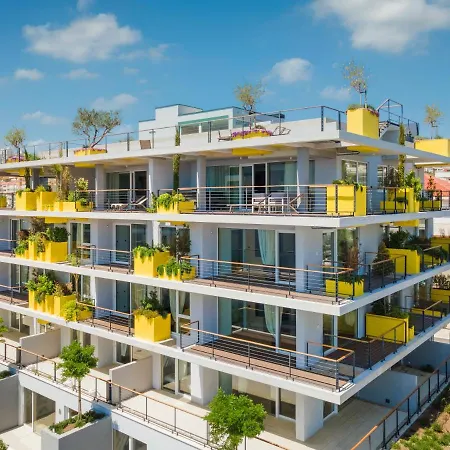 Amphora's Garden Hotel 5*