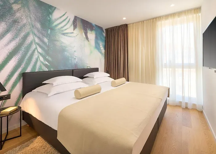 Hotel Amphora's Garden 5*